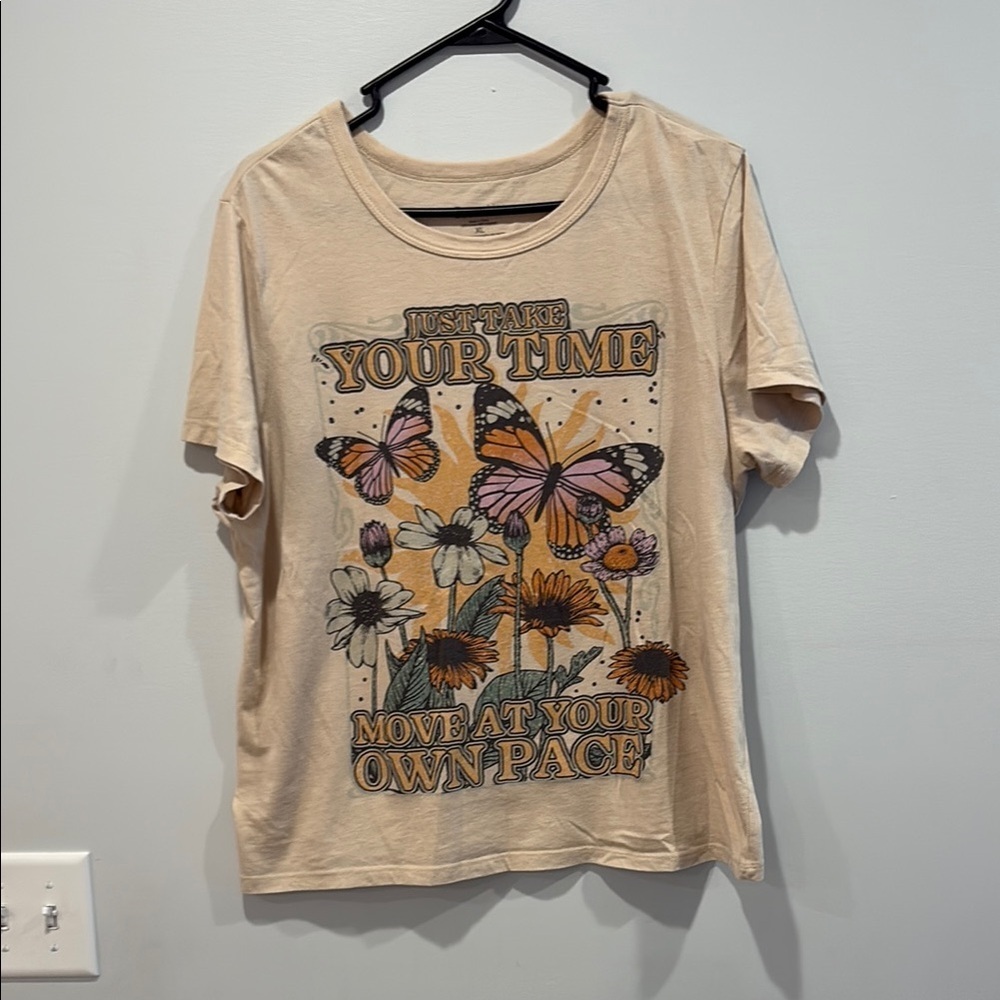 Zoe + Liv Beige Casual Tee